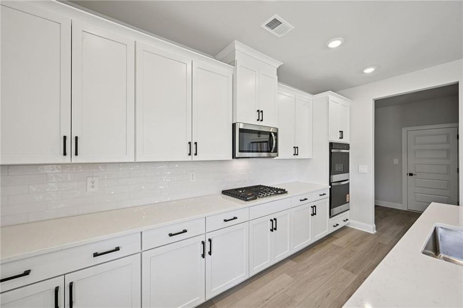 Furnished interior view inside a new home in , Braselton (Image 12).