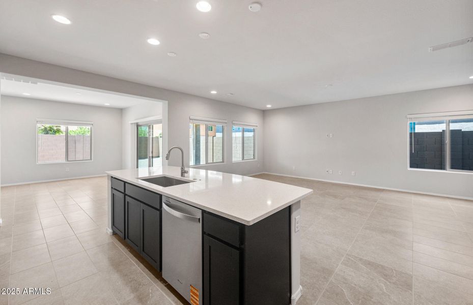 Kitchen/Cafe/Gathering Room