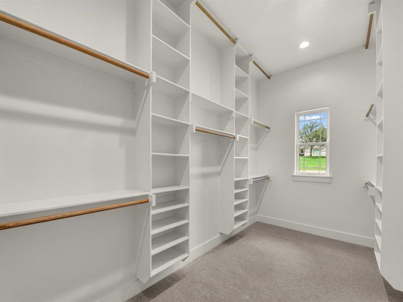 Image 29 of a home in .