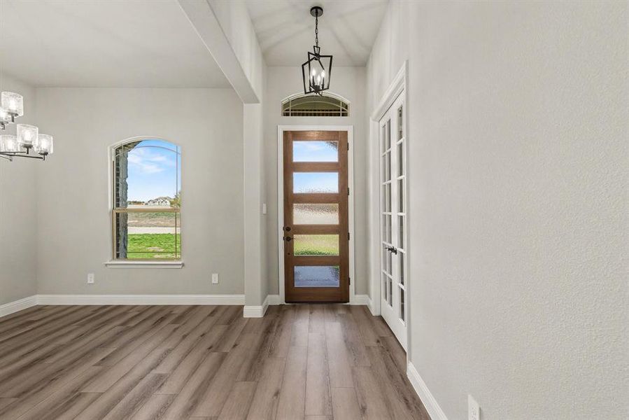 Spacious, unfurnished interior of a new home in Sagebrush Addition, Midlothian (Image 24).