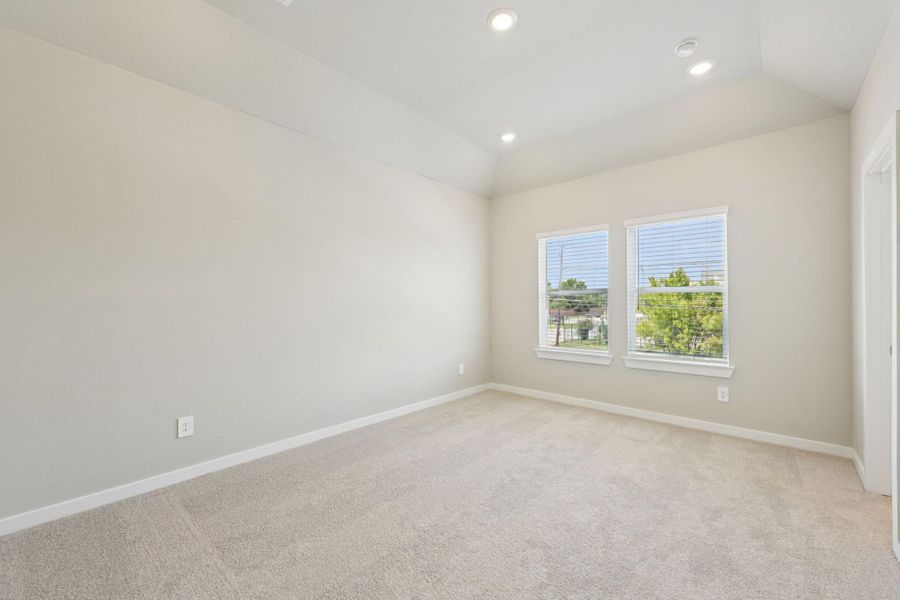 Photo is not of the actual home, but is an inspirational photo of builder’s model home and may depict options, furnishings, and/or decorator features that are not included Photo is not of the actual home, but is an inspirational photo of builder’s model home and may depict options, furnishings, and/or decorator features that are not included