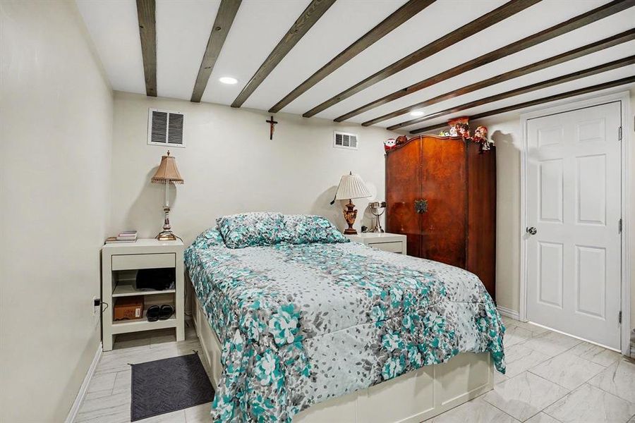 Furnished interior view inside a new home in , Kaufman (Image 16).