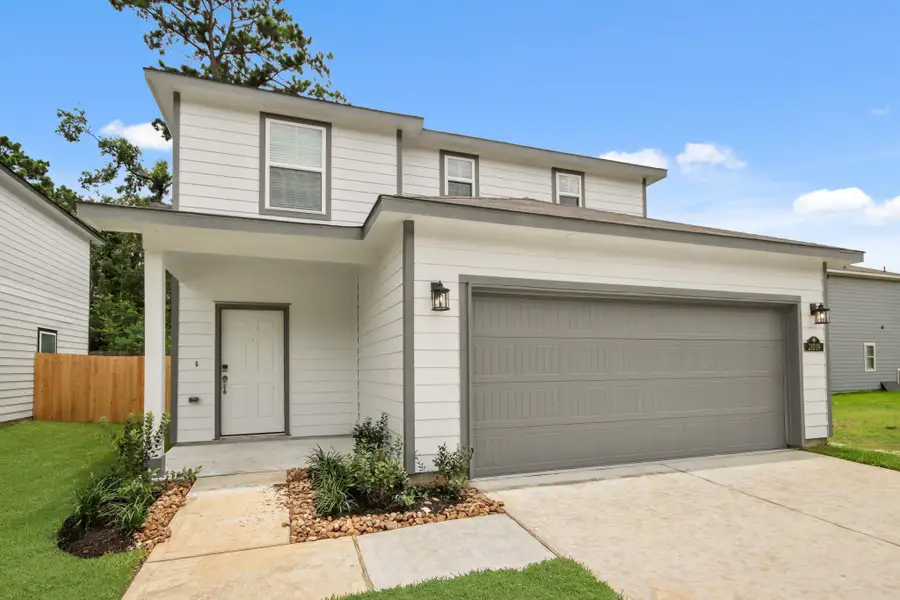 Image 5 of a home in Maple Heights. Image 5 of a home in Maple Heights.