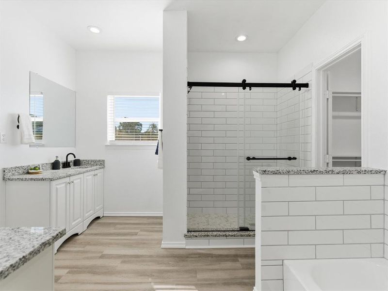 Furnished interior view inside a new home in , Kennedale (Image 9).