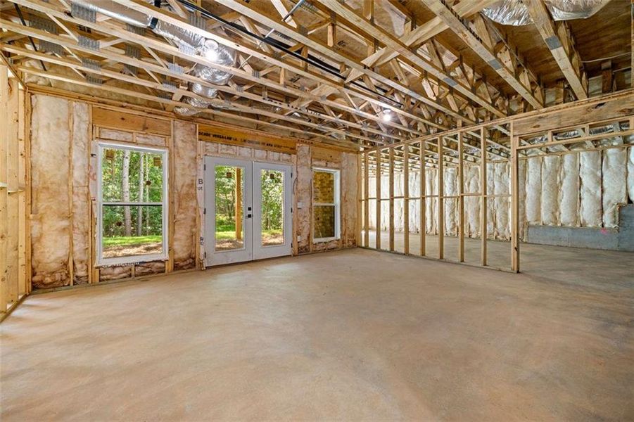 Spacious, unfurnished interior of a new home in , Jefferson (Image 15).