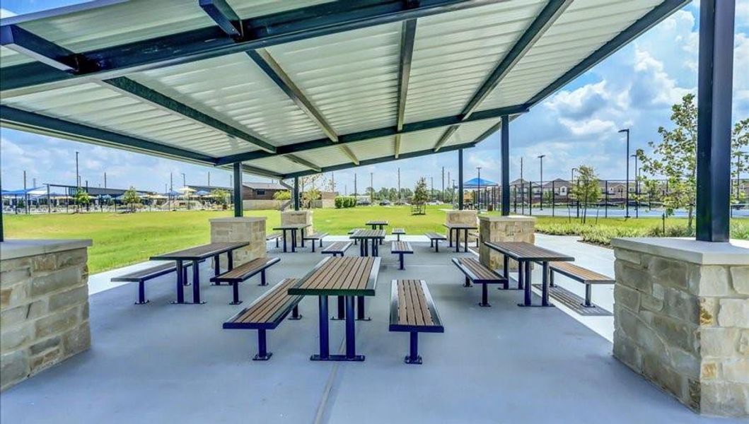 Community amenities in Sunterra 40, Katy (Image 10).