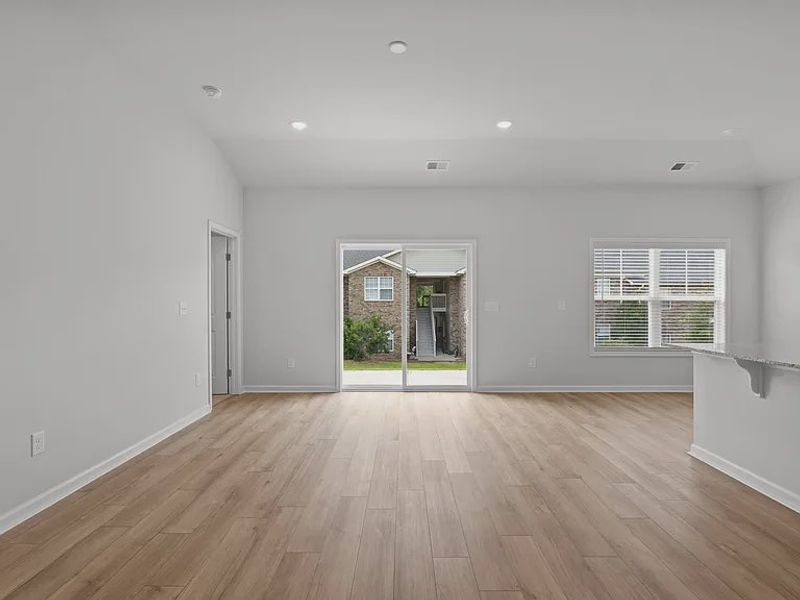 Spacious, unfurnished interior of a new home in Portrait Hills, Aiken (Image 6).