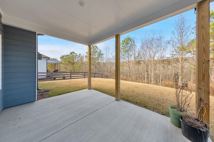 Exterior details and patio area of a home in , Dawsonville (Image 4).