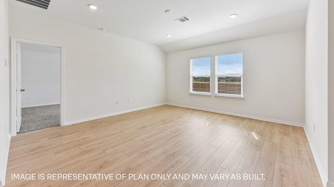 Spacious, unfurnished interior of a new home in Bar W Ranch, Leander (Image 13). Spacious, unfurnished interior of a new home in Bar W Ranch, Leander (Image 13).