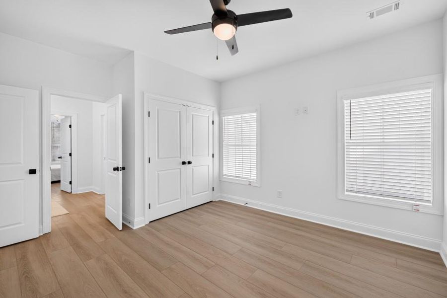 Spacious, unfurnished interior of a new home in The Preserve at Killian Hill, Lilburn (Image 17).