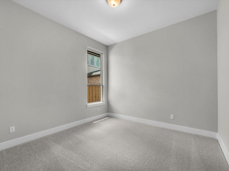 Spacious, unfurnished interior of a new home in Dunham Pointe, Cypress (Image 13).