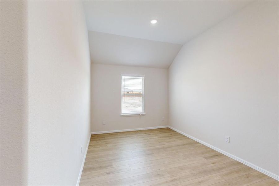 Spacious, unfurnished interior of a new home in Verandah, Royse City (Image 33).