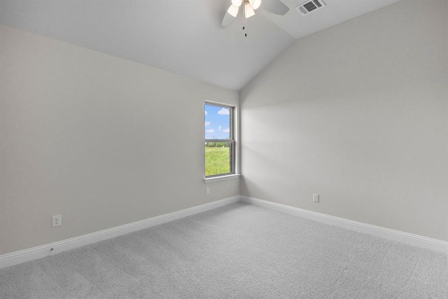 Spacious, unfurnished interior of a new home in Fox Landing, Caddo Mills (Image 29).