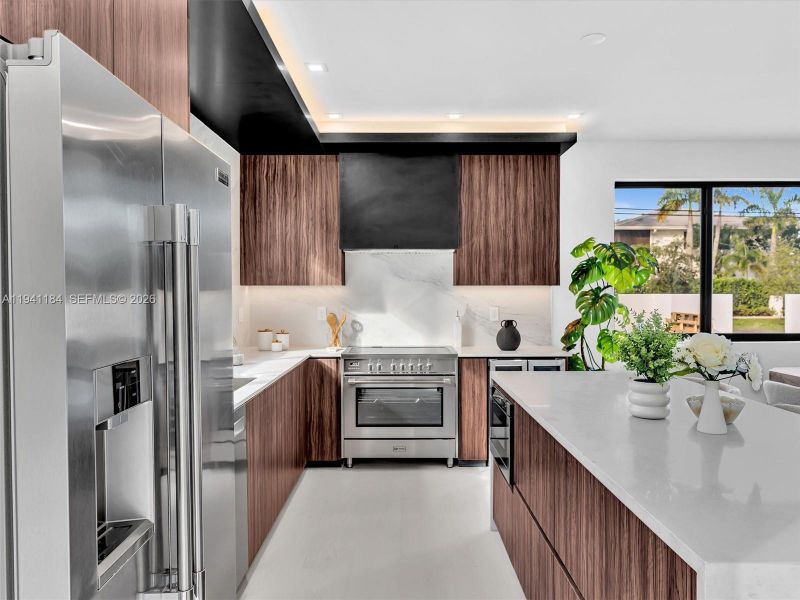 Furnished interior view inside a new home in , Dania Beach (Image 55).