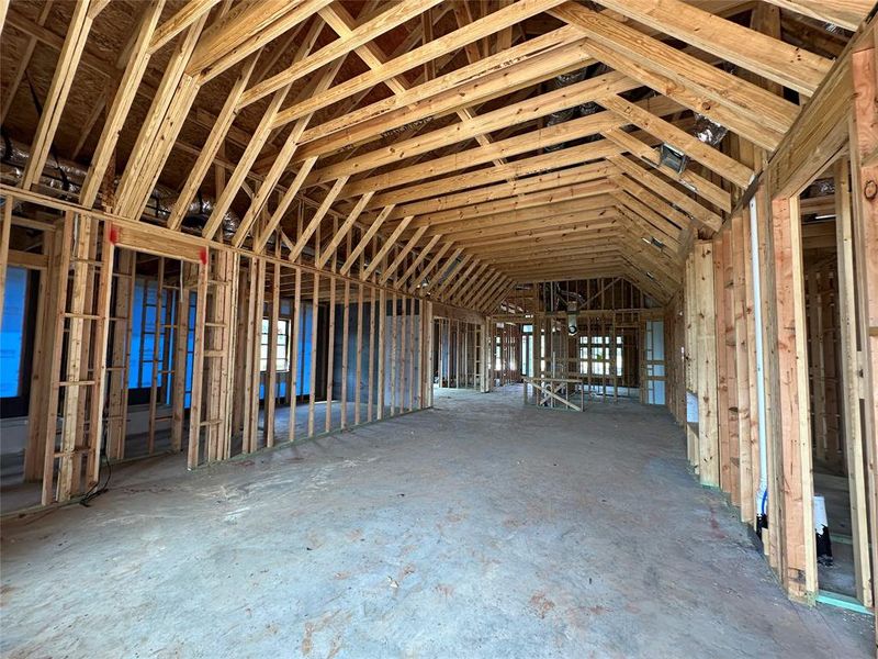 Vaulted Ceilings!