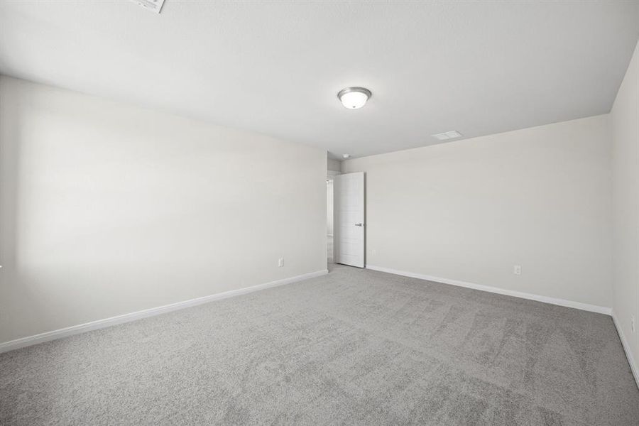 Spacious, unfurnished interior of a new home in Creekshaw – Classic, Royse City (Image 28). Spacious, unfurnished interior of a new home in Creekshaw – Classic, Royse City (Image 28).