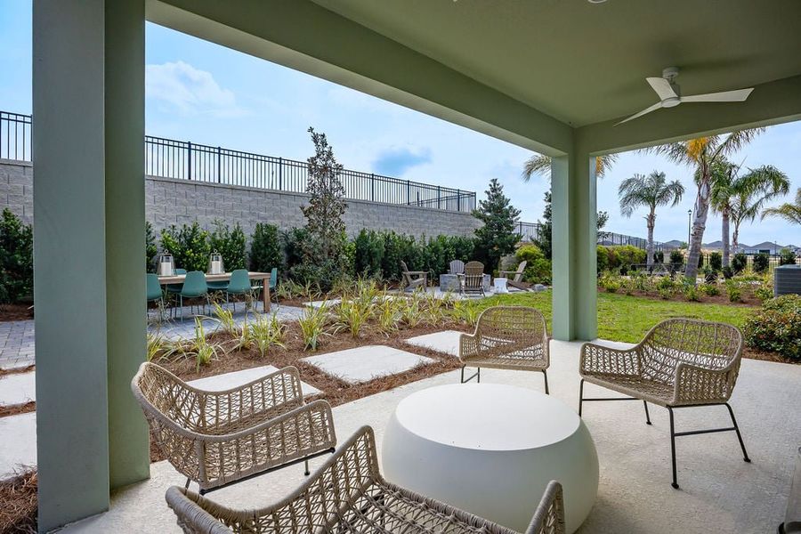 Representative exterior details of a home built from the Sabal by Risewell Homes in Cypress Bluff, Groveland (Image 4).