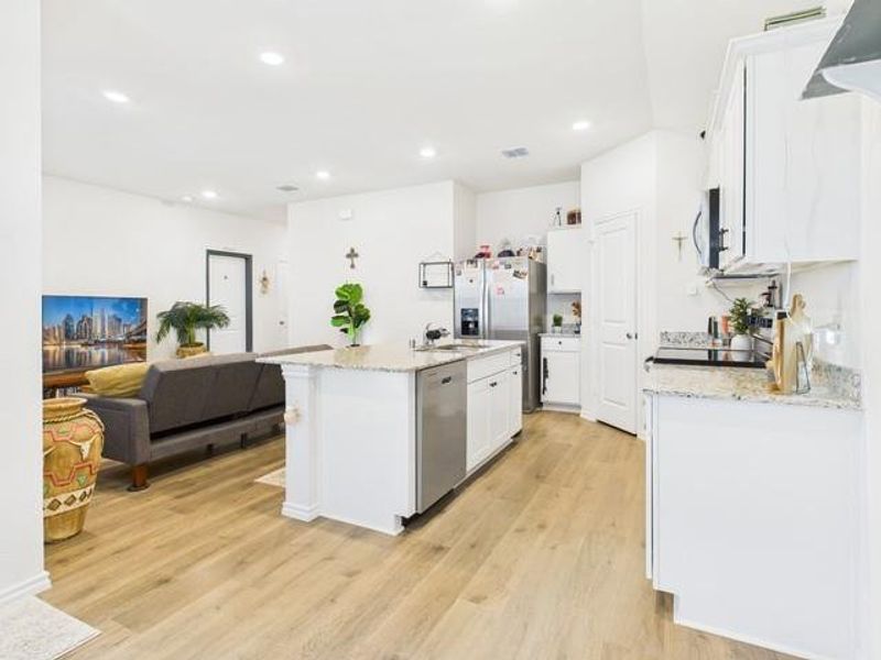 Furnished interior view inside a new home in Corsicana Commons, Corsicana (Image 11).