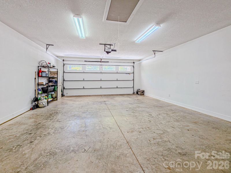 Spacious, unfurnished interior of a new home in , Rutherfordton (Image 22).