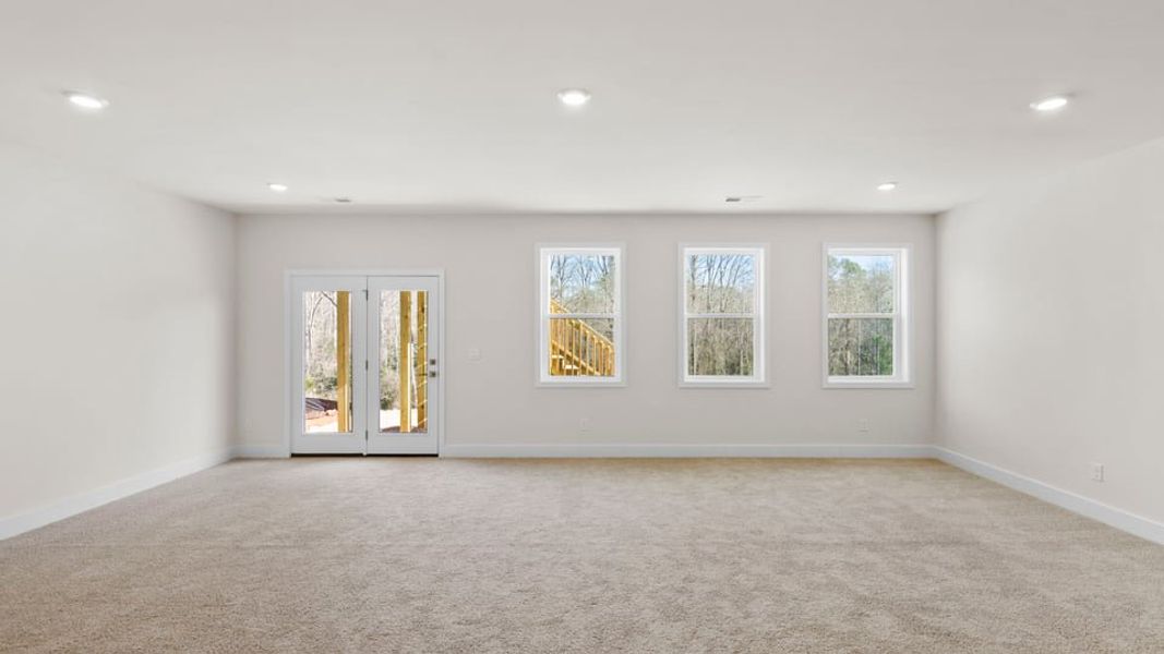 Spacious, unfurnished interior of a new home in Whitehawk Meadows, Travelers Rest (Image 32).