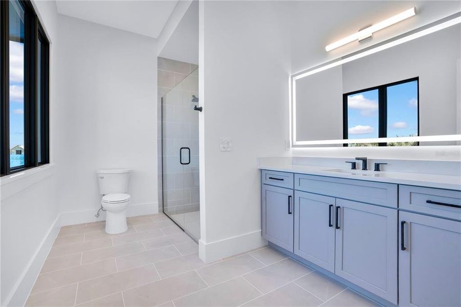 Furnished interior view inside a new home in , Orlando (Image 20).