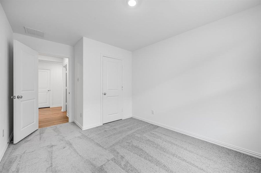 Spacious, unfurnished interior of a new home in River Ridge, Crandall (Image 15). Spacious, unfurnished interior of a new home in River Ridge, Crandall (Image 15).