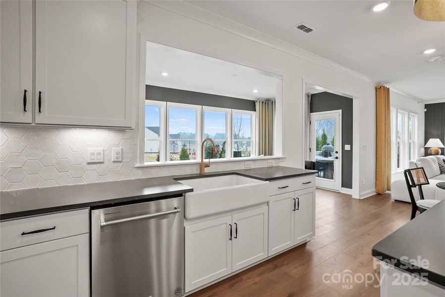 *Representative photo only, not photo of actual home.