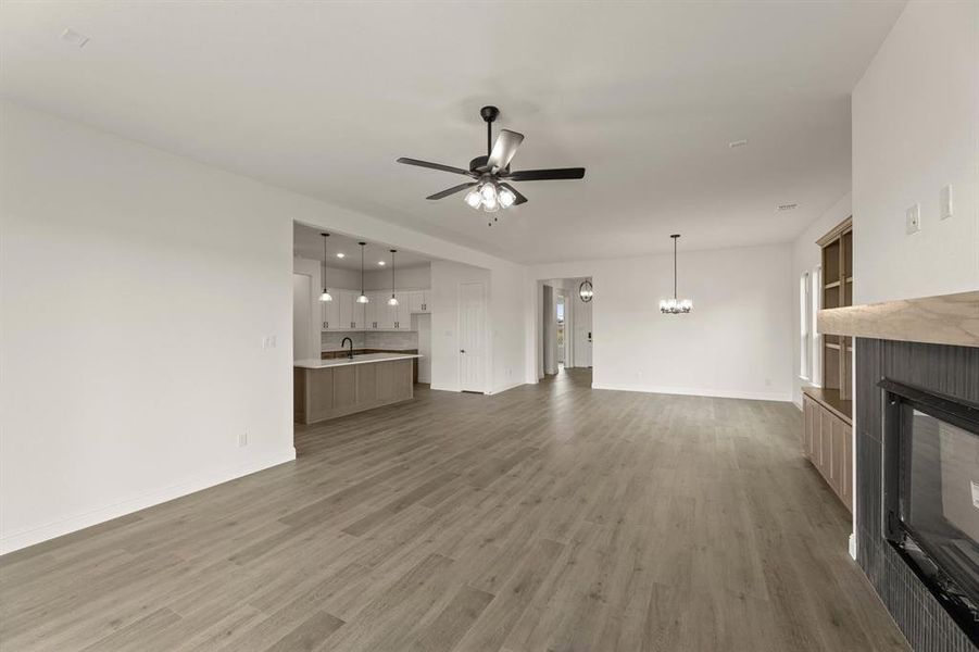 Spacious, unfurnished interior of a new home in Settler's Glen, New Fairview (Image 26). Spacious, unfurnished interior of a new home in Settler's Glen, New Fairview (Image 26).
