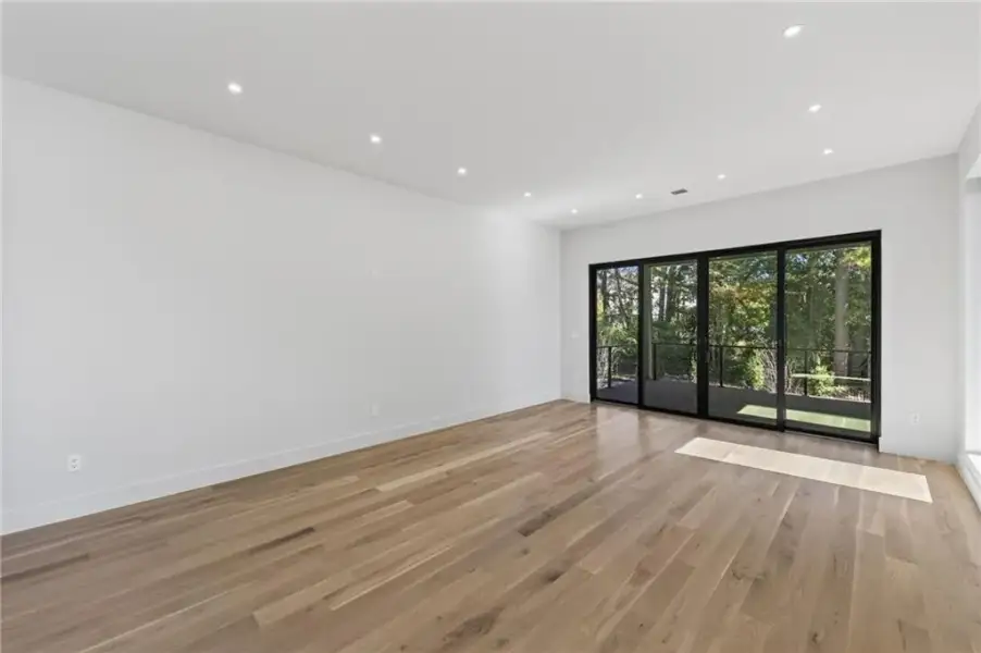 Spacious, unfurnished interior of a new home in , Smyrna (Image 21).