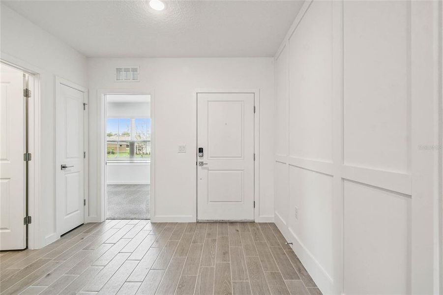 Spacious, unfurnished interior of a new home in Aspire at The Pines, Dunnellon (Image 27).