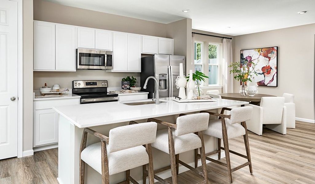 Pearl-734-WildernessShores Kitchen