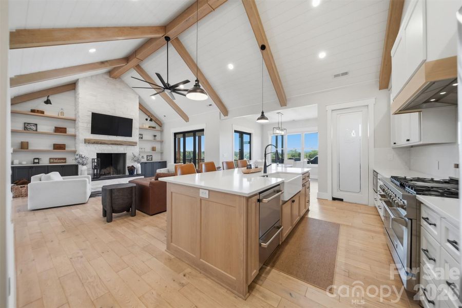 Furnished interior view inside a new home in , Hickory (Image 39).