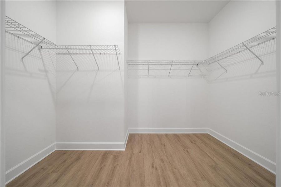 Spacious, unfurnished interior of a new home in , Spring Hill (Image 45).
