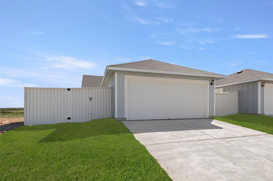 Front exterior of a new home in Casetta Ranch, Kyle, TX, highlighting curb appeal (Image 20). Front exterior of a new home in Casetta Ranch, Kyle, TX, highlighting curb appeal (Image 20).