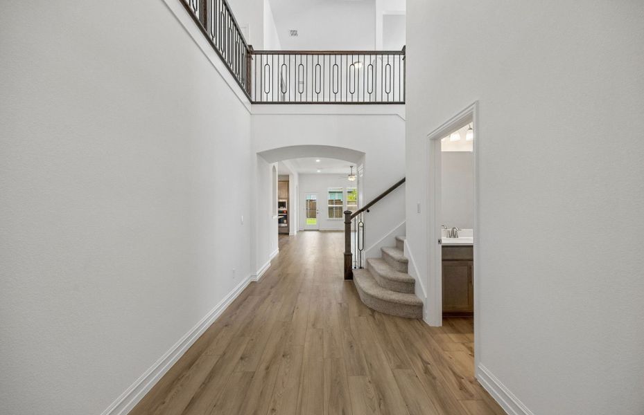 Spacious, unfurnished interior of a new home in Creekview Meadows, Pilot Point (Image 25). Spacious, unfurnished interior of a new home in Creekview Meadows, Pilot Point (Image 25).