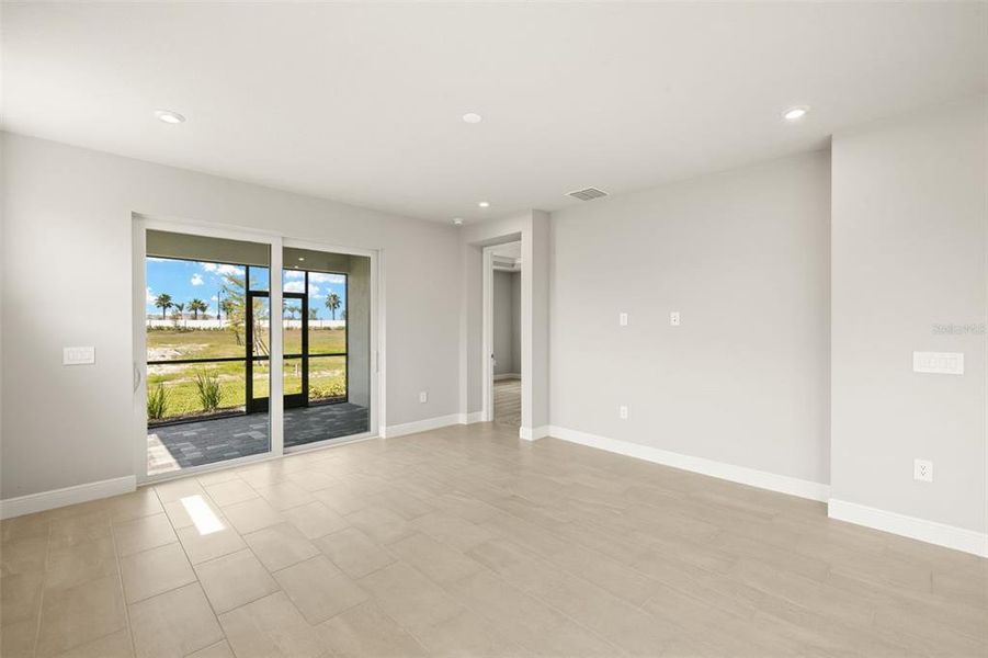 Spacious, unfurnished interior of a new home in Brightmore at Wellen Park, Venice (Image 19).