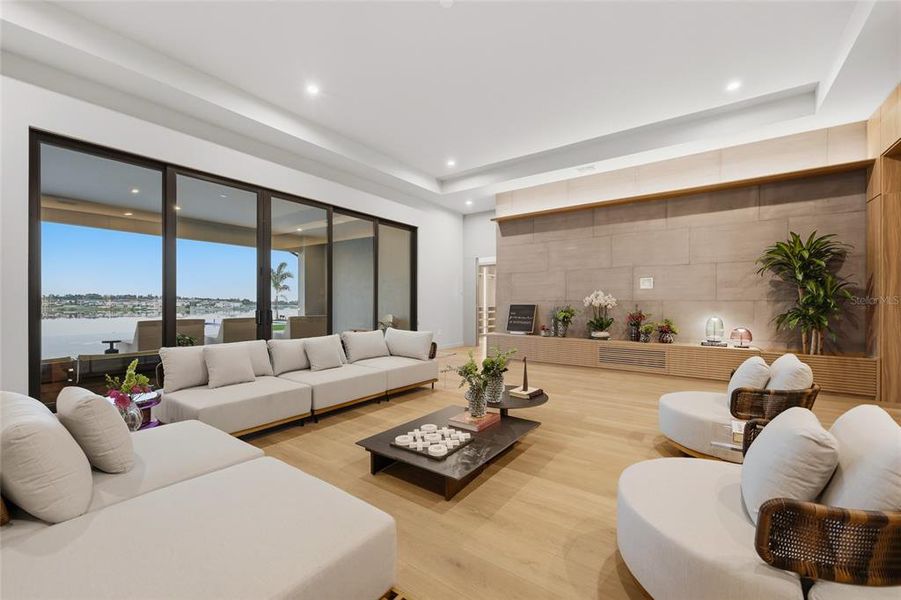 Furnished interior view inside a new home in , Montverde (Image 50).