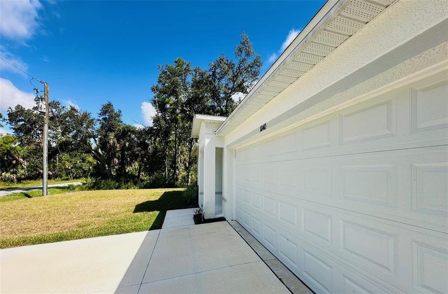 Exterior details and patio area of a home in , Port Charlotte (Image 2).