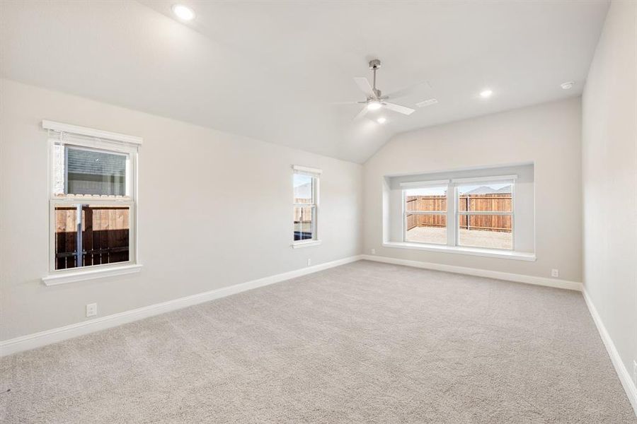 Spacious, unfurnished interior of a new home in Georgetown at Kings Fort, Kaufman (Image 29).