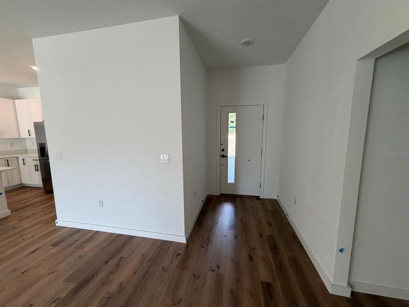 Spacious, unfurnished interior of a new home in , Dunnellon (Image 17). Spacious, unfurnished interior of a new home in , Dunnellon (Image 17).