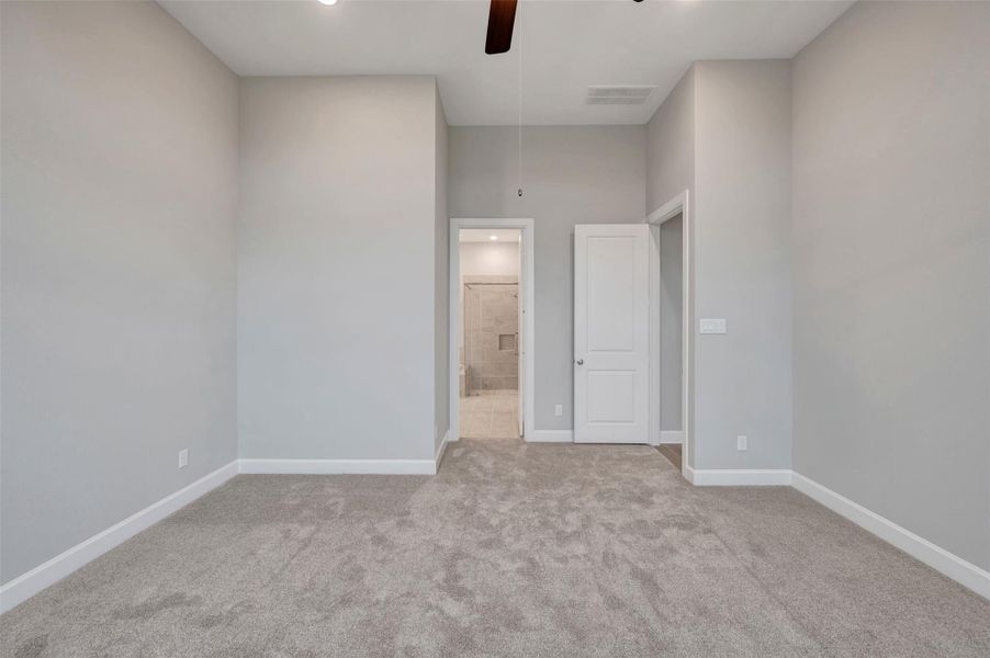 Spacious, unfurnished interior of a new home in Pomona - Reserve Collection, Manvel (Image 29). Spacious, unfurnished interior of a new home in Pomona - Reserve Collection, Manvel (Image 29).