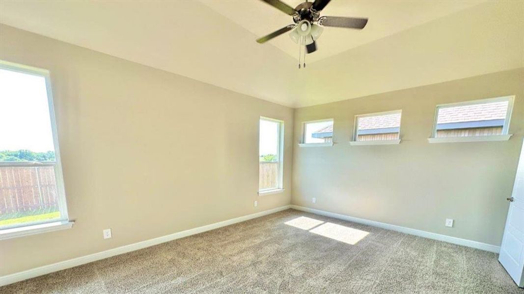 Spacious, unfurnished interior of a new home in Rock Creek Ranch, Fort Worth (Image 7). Spacious, unfurnished interior of a new home in Rock Creek Ranch, Fort Worth (Image 7).