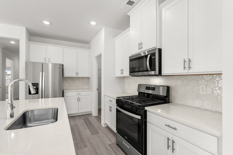Furnished interior view inside a new home in Palmetto Place, Longs (Image 10).