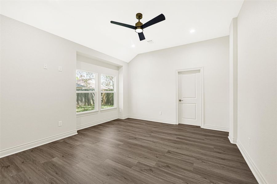 Spacious, unfurnished interior of a new home in , Spring (Image 17). Spacious, unfurnished interior of a new home in , Spring (Image 17).