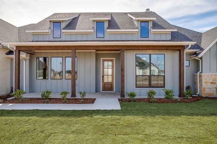 Exterior details and patio area of a home in , Waxahachie (Image 4). Exterior details and patio area of a home in , Waxahachie (Image 4).