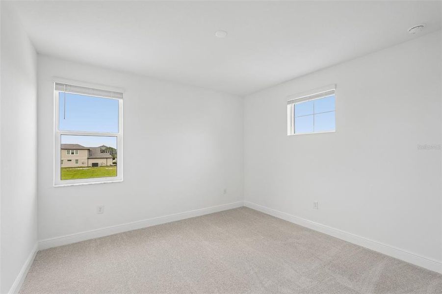 Spacious, unfurnished interior of a new home in Hawkstone, Sarasota (Image 21).