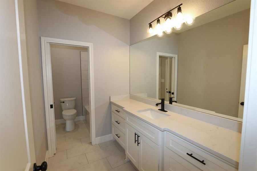 Furnished interior view inside a new home in , Tyler (Image 10).