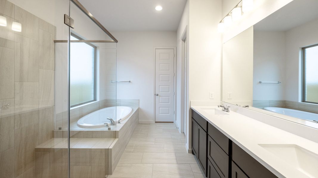 Furnished interior view inside a new home in Lariat 45', Liberty Hill (Image 6).