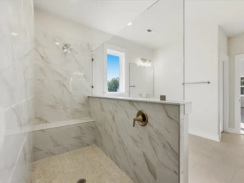 Owner's Bath Owner's Bath