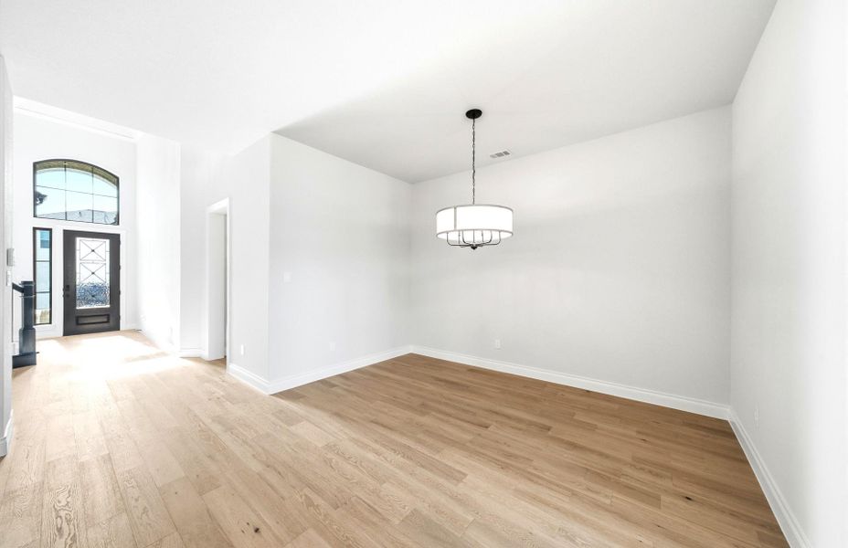 Spacious, unfurnished interior of a new home in Bridgeland 50', Cypress (Image 19).